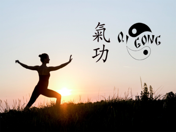 femme mouvement qi gong